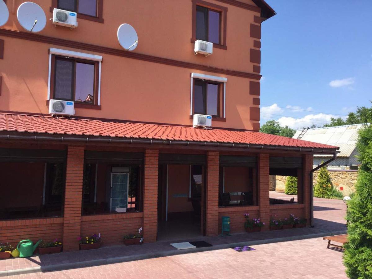 Inn Na Bugaze Karolino-Buhaz Bagian luar foto