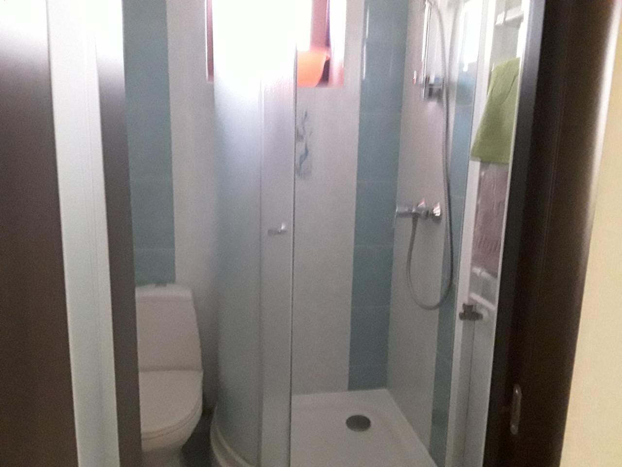 Inn Na Bugaze Karolino-Buhaz Bagian luar foto